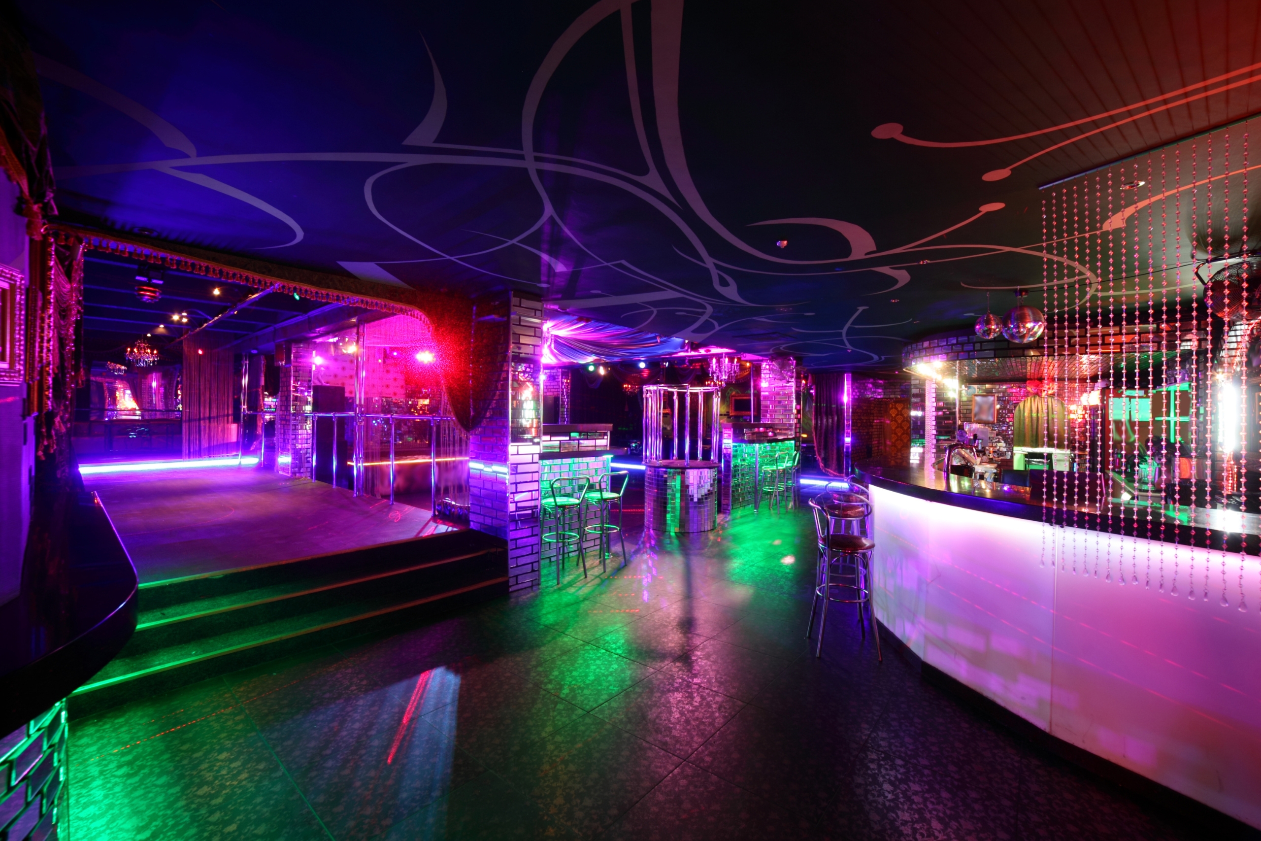 강남쩜오, 합리적인 품격과 세련된 즐거움의 완벽한 조화